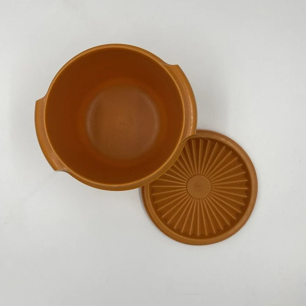 Tupperware Servalier‎ Bowl with Lid 886 Harvest Color Orange Vintage